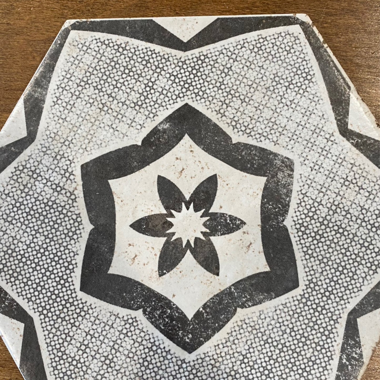 Eden Hex Ragno tile